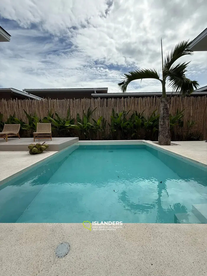 New 3 bdrm pool villa within walking distance to Fisherman's Village