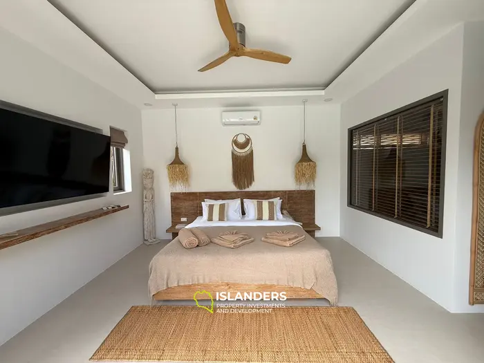 New 3 bdrm pool villa within walking distance to Fisherman's Village