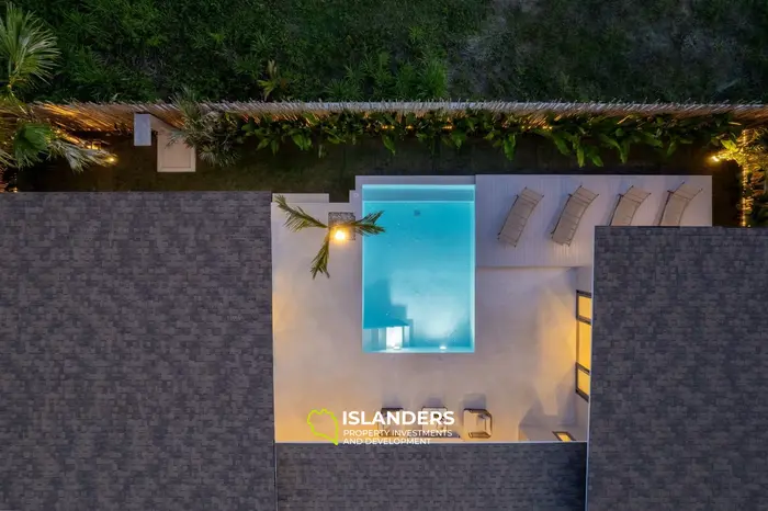 New 3 bdrm pool villa within walking distance to Fisherman's Village