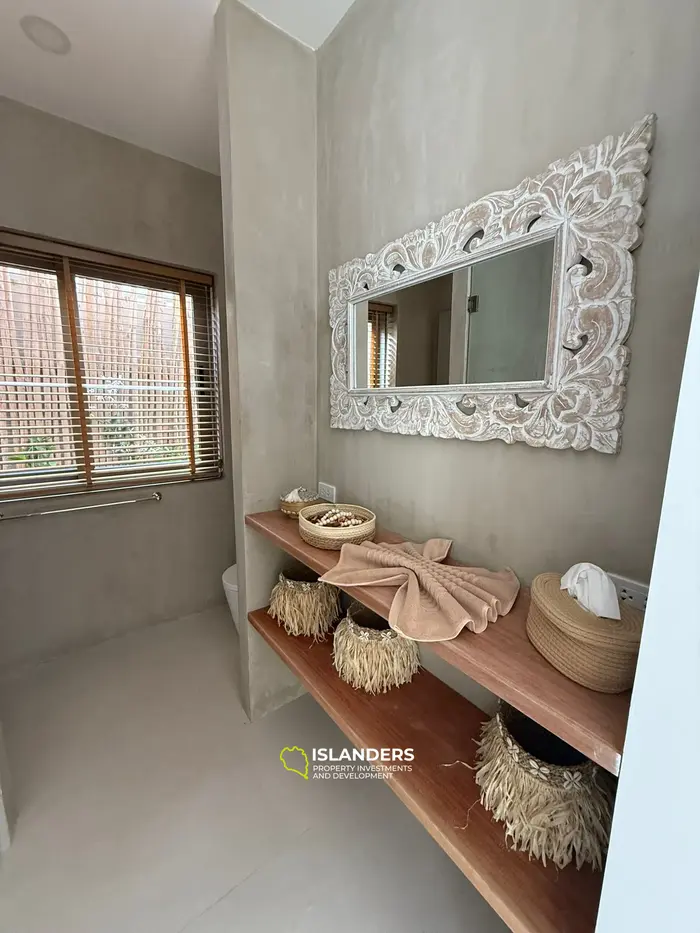 New 3 bdrm pool villa within walking distance to Fisherman's Village