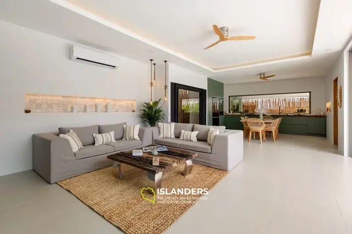 New 3 bdrm pool villa within walking distance to Fisherman's Village