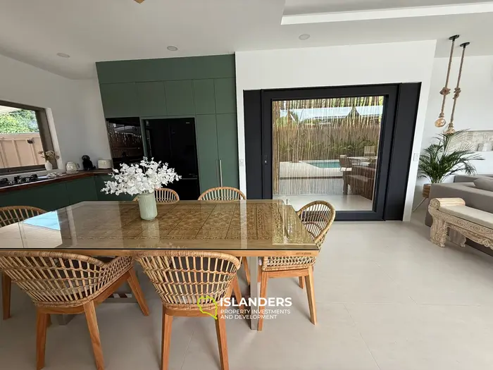 New 3 bdrm pool villa within walking distance to Fisherman's Village