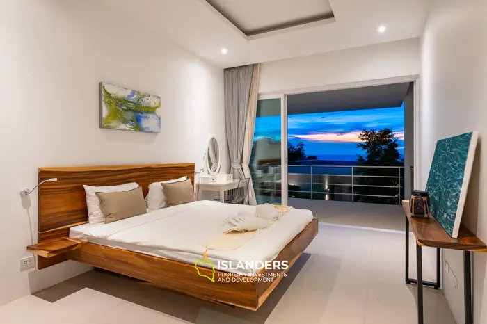 Villa avec piscine de 3 chambres offrant une vue sur plusieurs baies et îles.