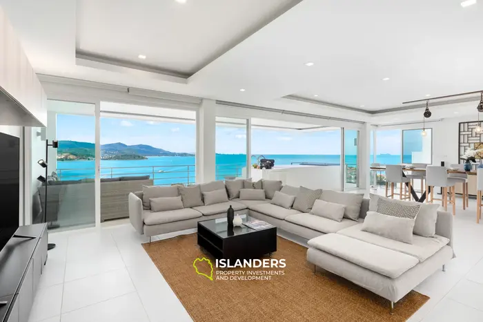Penthouse 3 bdrm with pool and sea view after complete renovation