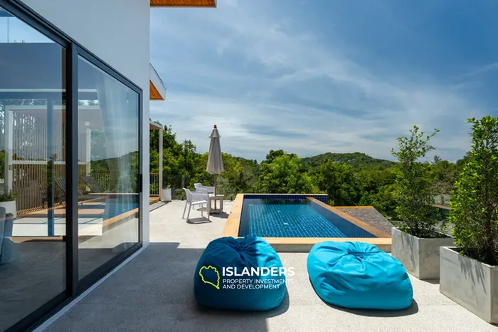 🌿 Oportunidad Rara – Villa de 1 Dormitorio con Piscina y Vistas a la Montaña Lista para Mudarse en Koh Phangan