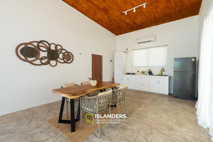 🌿 Oportunidad Rara – Villa de 1 Dormitorio con Piscina y Vistas a la Montaña Lista para Mudarse en Koh Phangan