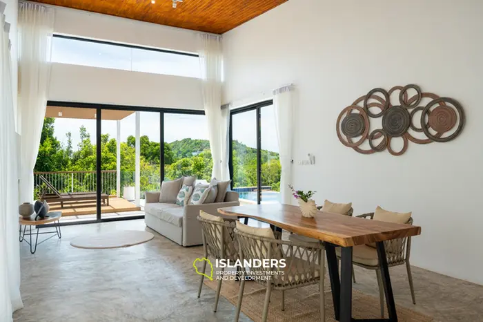 🌿 Oportunidad Rara – Villa de 1 Dormitorio con Piscina y Vistas a la Montaña Lista para Mudarse en Koh Phangan