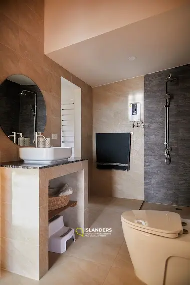 Villa avec piscine 2 chambres dans un quartier calme.