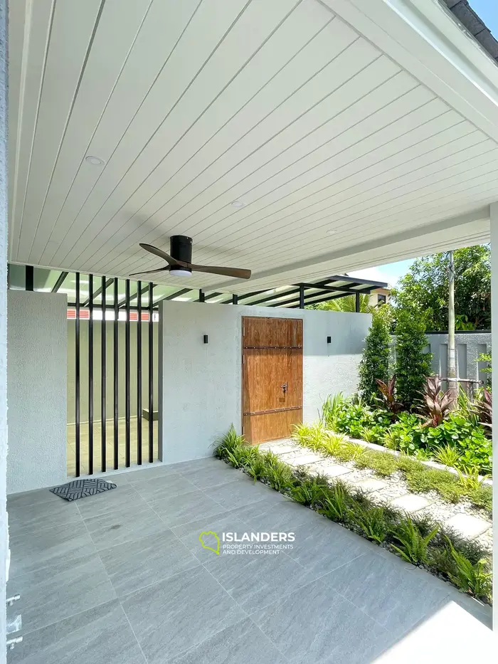 Pool villa 3 bdrm with modern design and quality furniture