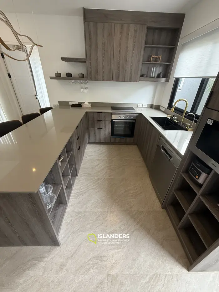 Pool villa 3 bdrm with modern design and quality furniture (Cheongmon)