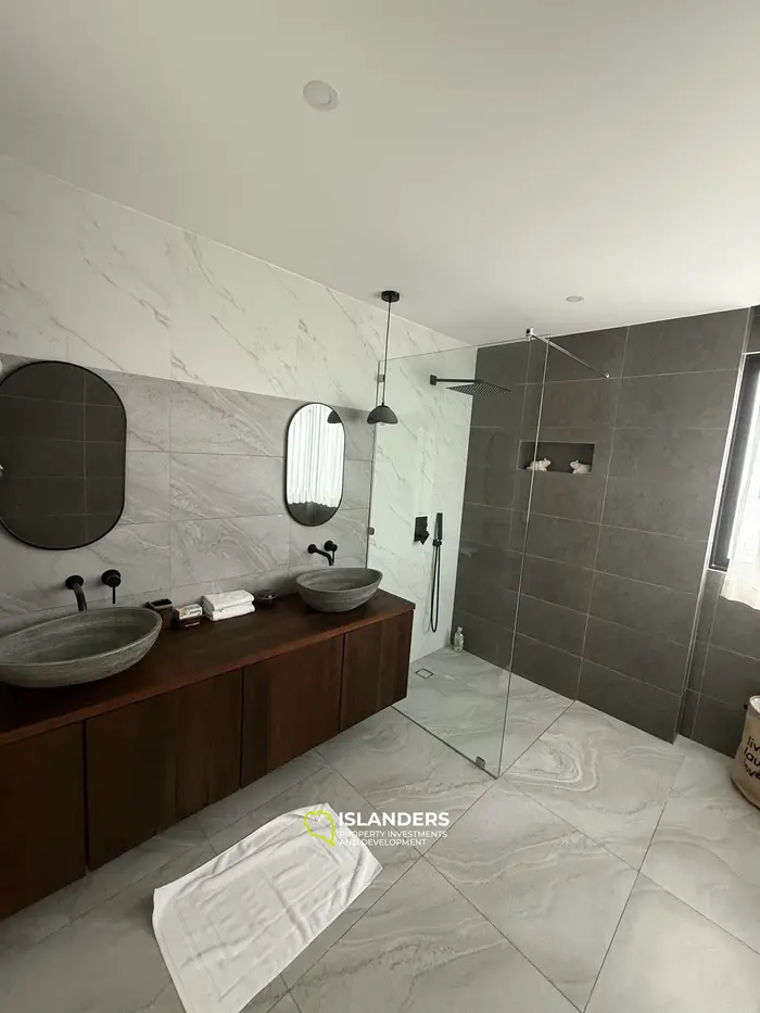 Pool villa 3 bdrm with modern design and quality furniture (Cheongmon)