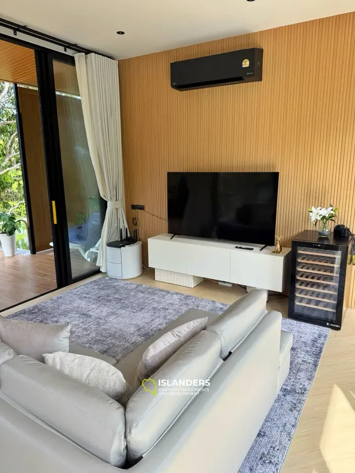 Escape Villa 2-Bedroom Luxury Retreat with Private Pool & Sea View