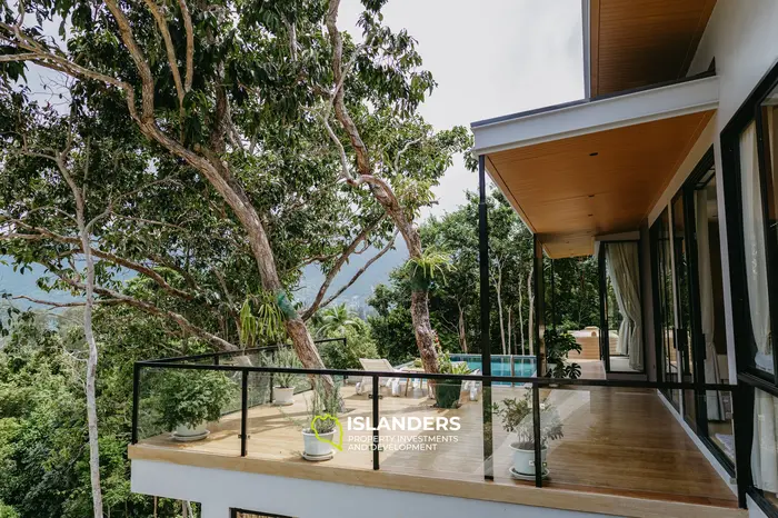 Escape Villa 2-Bedroom Luxury Retreat with Private Pool & Sea View