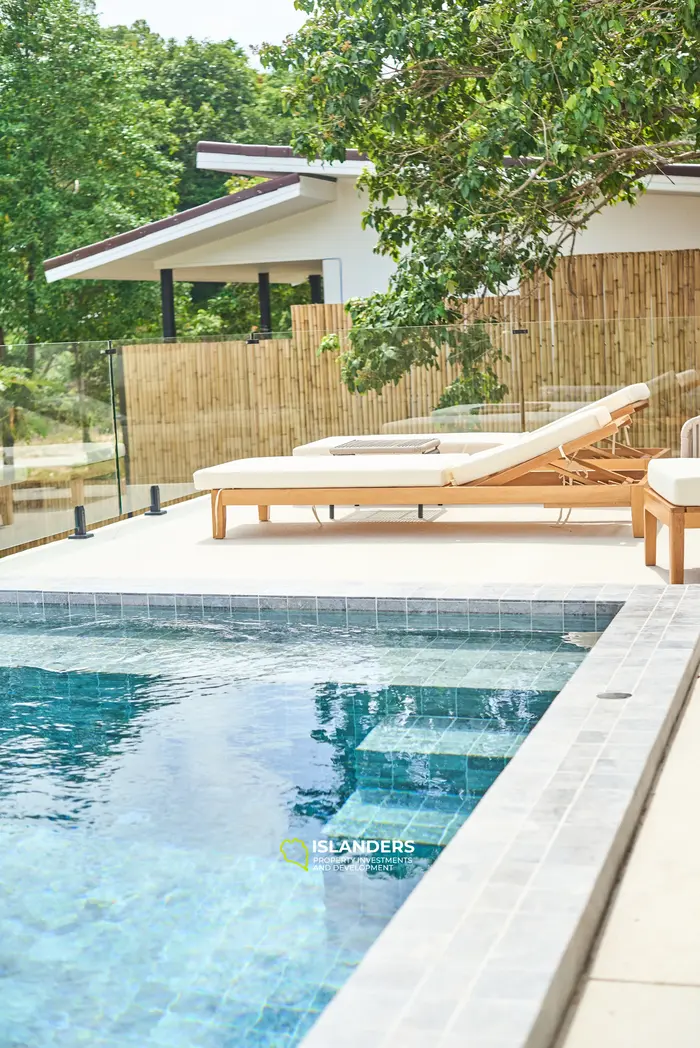 Sunset 3 Bedroom Sea View Villa with Infinity Pool in Chalok Ban Kao