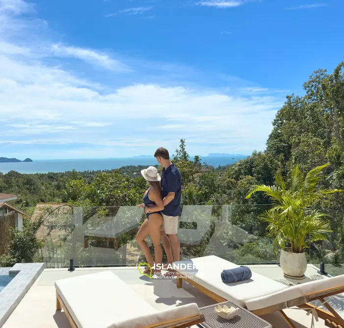 Villa de 3 chambres avec vue sur la mer et piscine à débordement à Chalok Ban Kao au coucher du soleil.