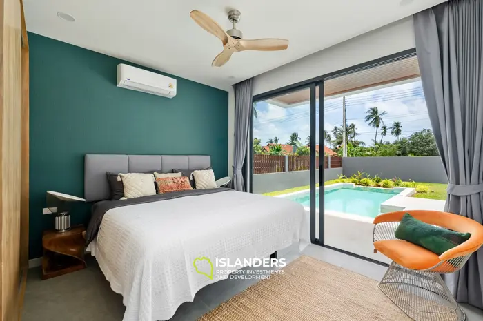 Villa avec piscine à deux étages, 3 chambres, à quelques minutes en voiture de la plage.