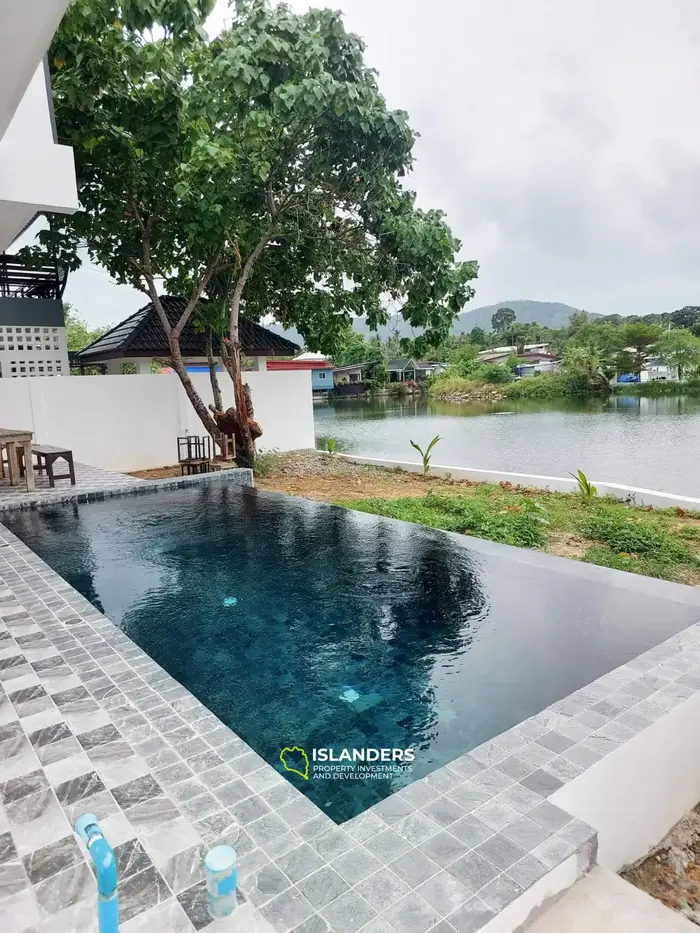 Villa spacieuse de 3 chambres avec piscine dans un quartier calme (Bangrak)