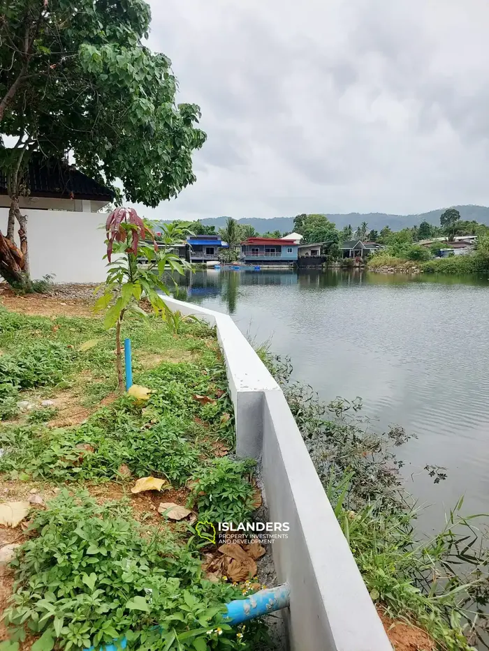Villa spacieuse de 3 chambres avec piscine dans un quartier calme (Bangrak)