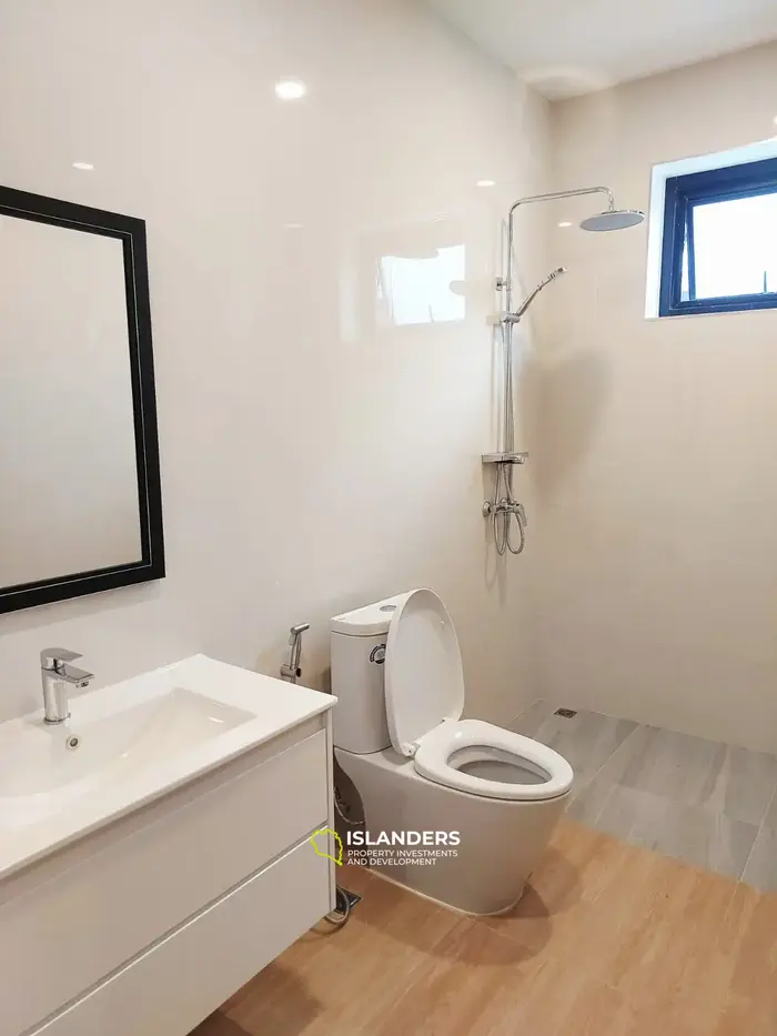 Villa spacieuse de 3 chambres avec piscine dans un quartier calme (Bangrak)