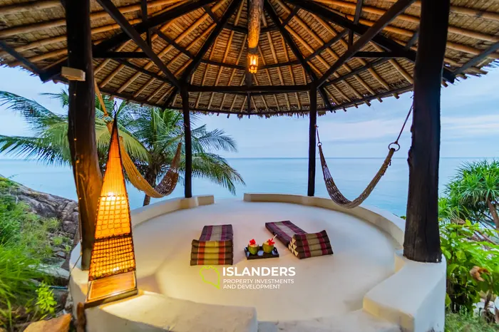 🌴✨ White Azure Villas – Luxury Oceanfront Living on Koh Phangan ✨🌴