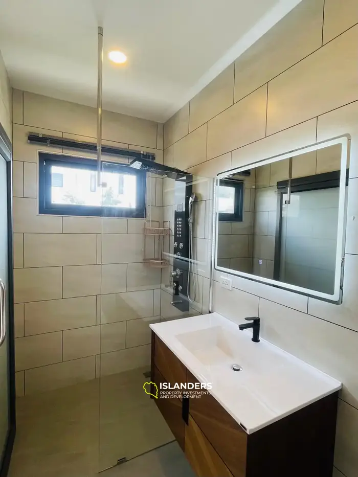 3 bdrm pool villa with scenic mountain view (Bophut)