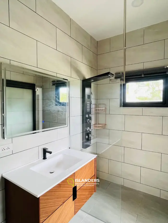 3 bdrm pool villa with scenic mountain view (Bophut)
