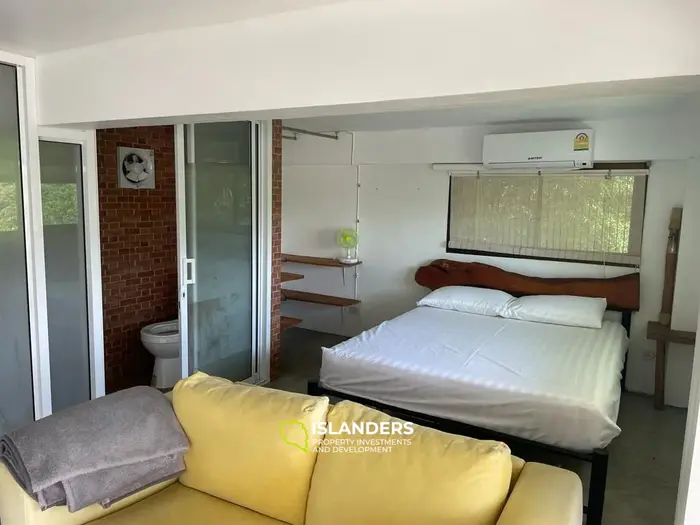 🏡 Charming Property for Sale – Villa with Pool, Apartment, Bungalow & Spacious Land