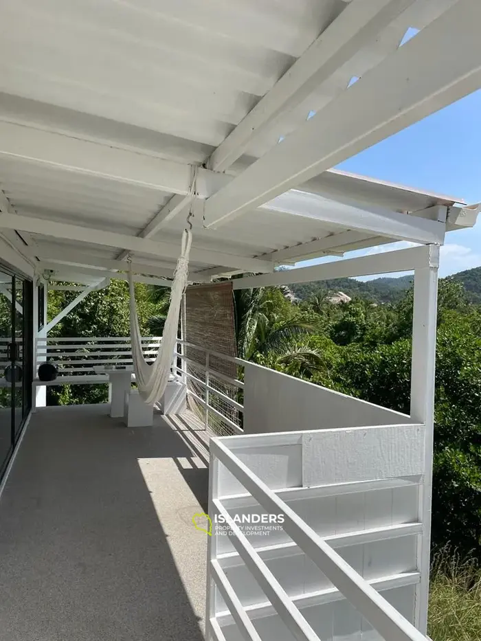 🏡 Charming Property for Sale – Villa with Pool, Apartment, Bungalow & Spacious Land