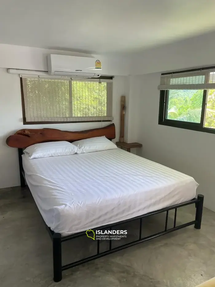 🏡 Charming Property for Sale – Villa with Pool, Apartment, Bungalow & Spacious Land