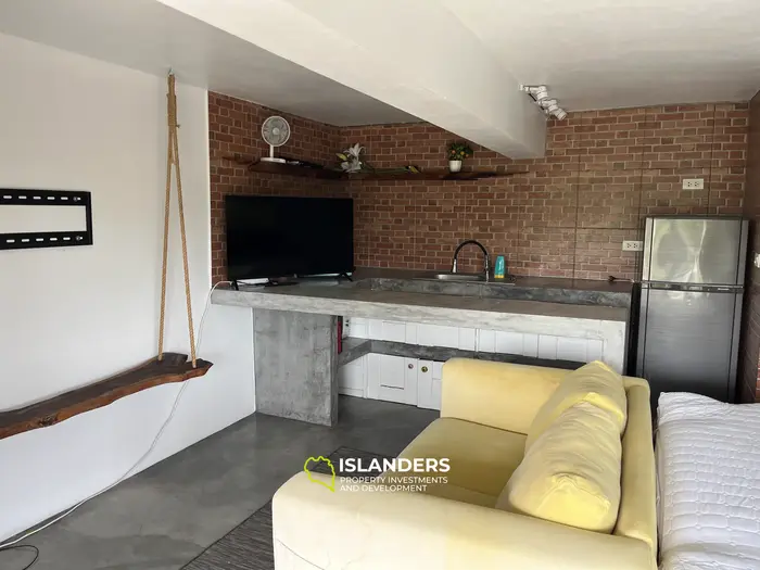 🏡 Encantadora Propiedad en Venta – Villa con Piscina, Apartamento, Bungalow y Amplio Terreno