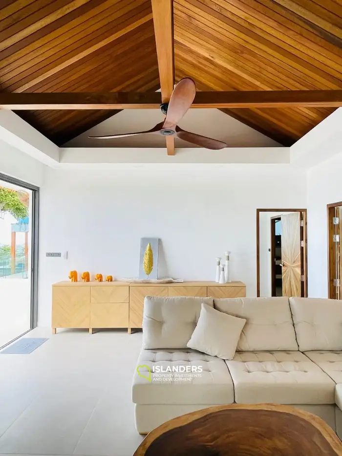 4 спальни вилла с бассейном и видом на море в отличном месте (Бопхут)