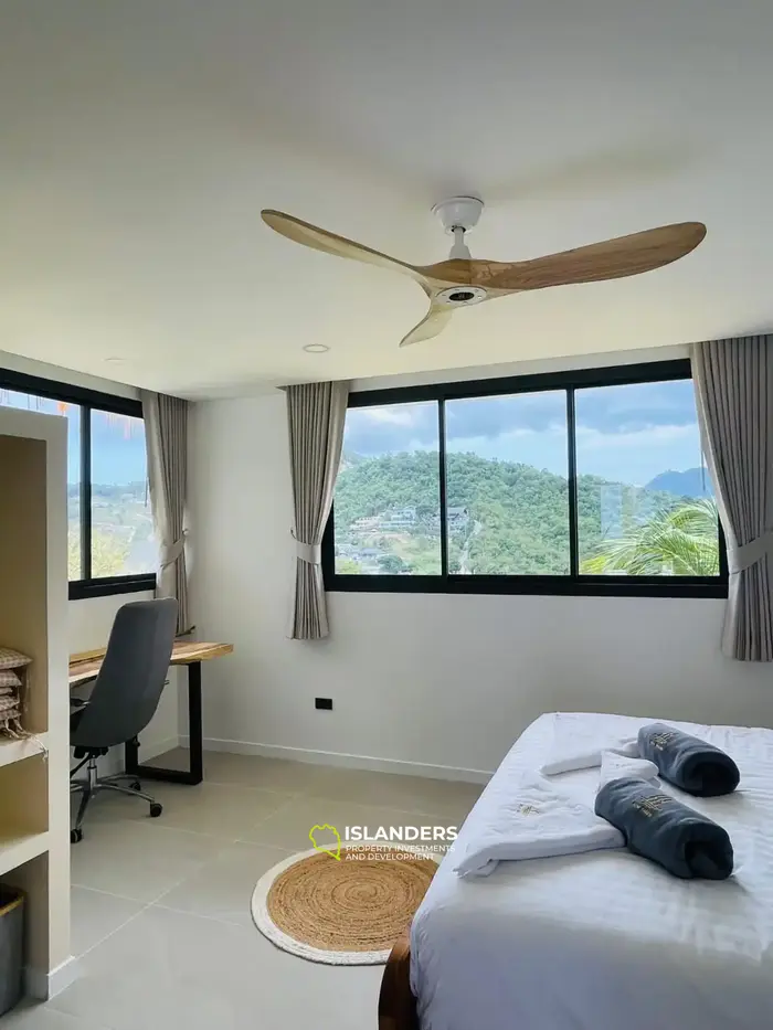 4 спальни вилла с бассейном и видом на море в отличном месте (Бопхут)