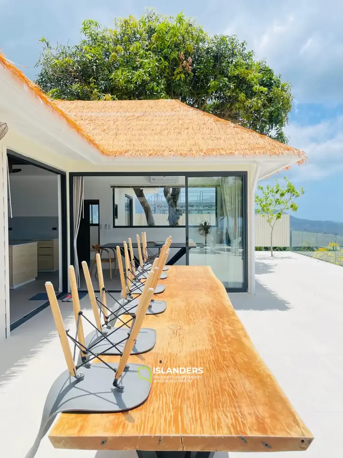 4 спальни вилла с бассейном и видом на море в отличном месте (Бопхут)