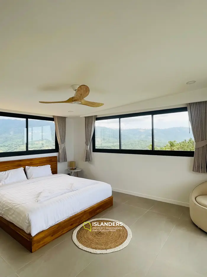 4 спальни вилла с бассейном и видом на море в отличном месте (Бопхут)