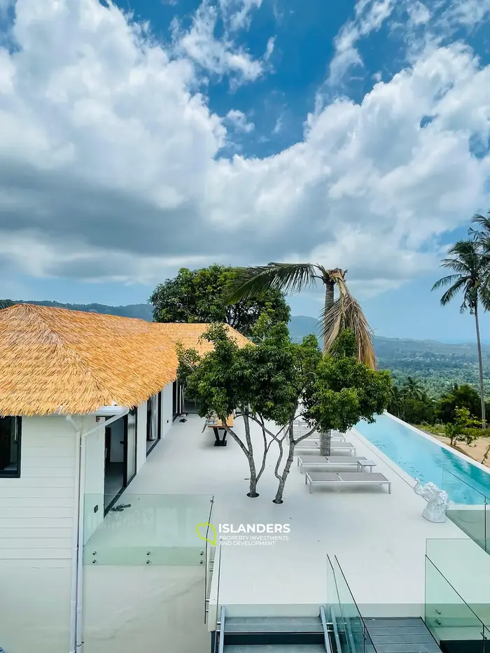 4 спальни вилла с бассейном и видом на море в отличном месте (Бопхут)