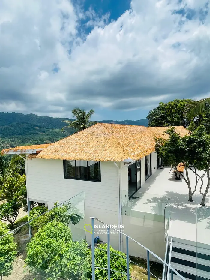 4 спальни вилла с бассейном и видом на море в отличном месте (Бопхут)