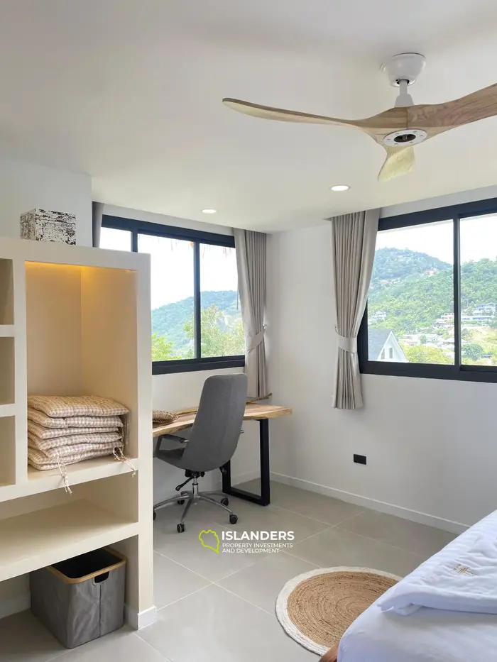 4 спальни вилла с бассейном и видом на море в отличном месте (Бопхут)