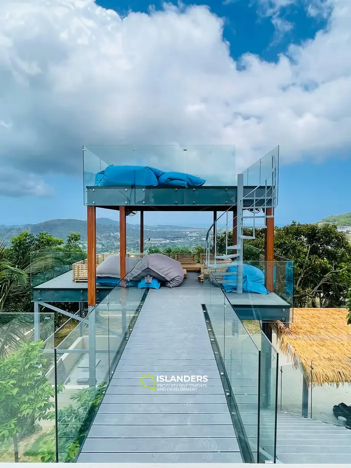 4 спальни вилла с бассейном и видом на море в отличном месте (Бопхут)