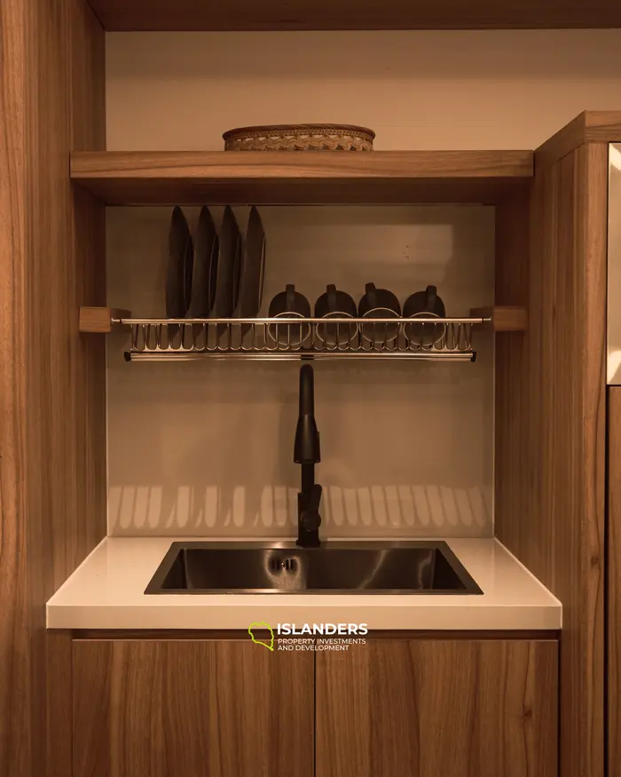 Moderb Villas 3BR на испанском будет "Villas Moderb 3 habitaciones".