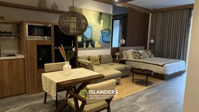 Moderb Villas 3BR на испанском будет "Villas Moderb 3 habitaciones".