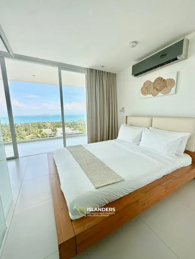 Appartement deux pièces avec piscine commune et vue sur la mer dans un complexe rénové (Bangpo)