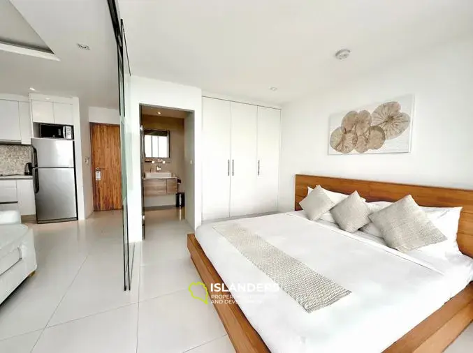 Appartement deux pièces avec piscine commune et vue sur la mer dans un complexe rénové (Bangpo)