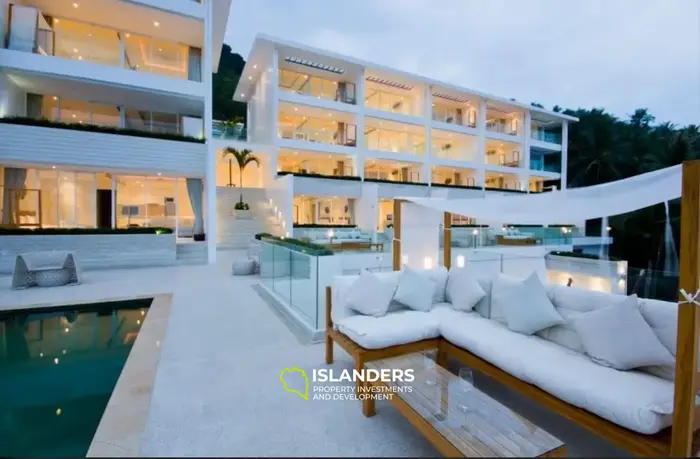 Appartement deux pièces avec piscine commune et vue sur la mer dans un complexe rénové (Bangpo)