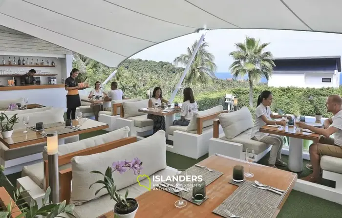 Appartement deux pièces avec piscine commune et vue sur la mer dans un complexe rénové (Bangpo)
