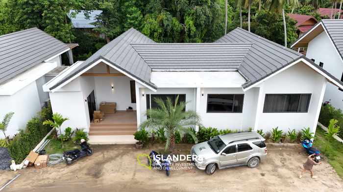 Villa de luxe prête de 3 chambres à Coconut Lane.