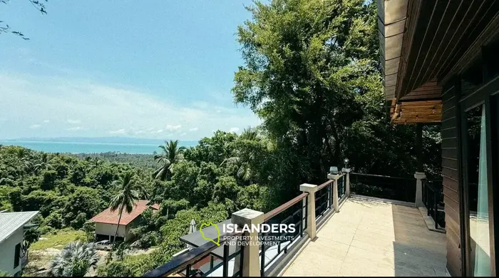 ✨ Villa for Sale – Mountain Retreat with Ocean View ✨