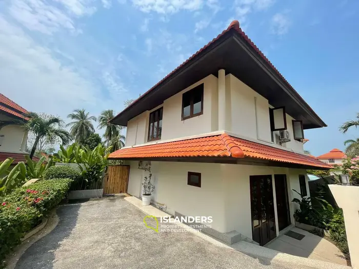 3 bdrm pool villa 700m from Thongson Bay beach