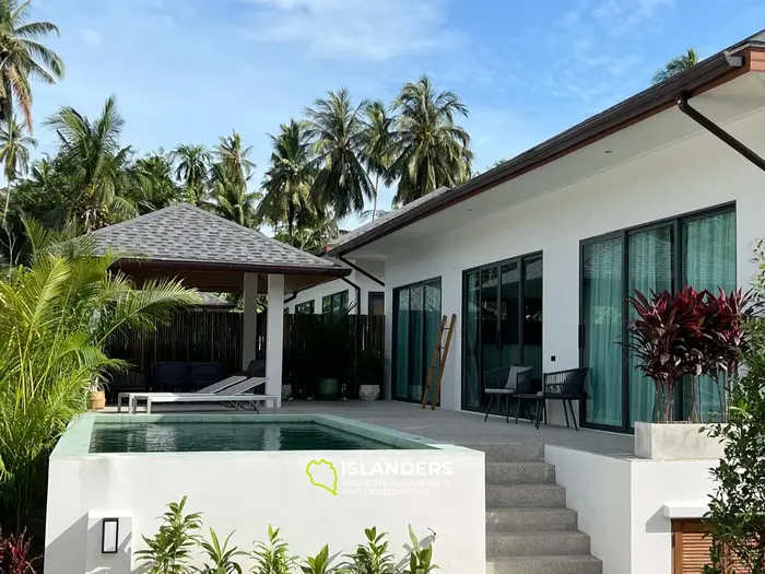 Удивительная вилла с 2 спальнями на продажу на Кох Пхангане с видом на горы