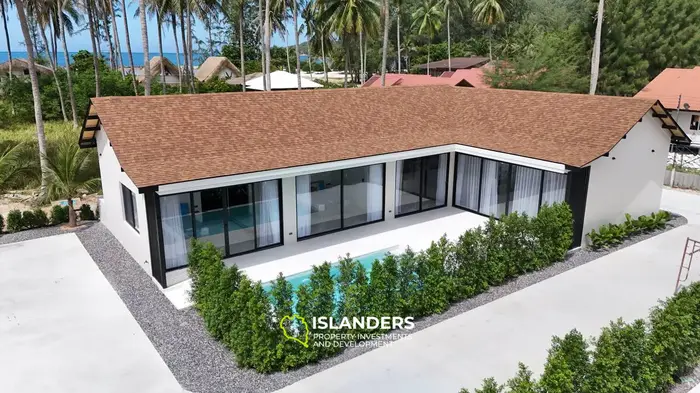 🌴✨ Luxury Beachside 3BD Villa for Sale in Chaloklum ✨🌴