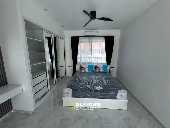 🌴✨ Villa de lujo de 3 habitaciones junto a la playa en venta en Chaloklum ✨🌴